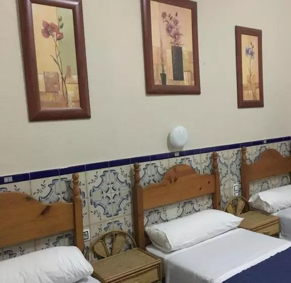 Hostelli Pensión Lisdos