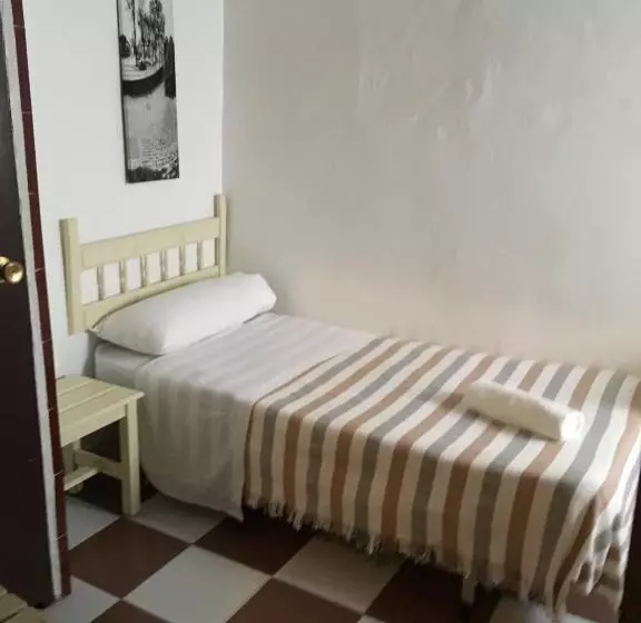 Hostelli Pensión Lisdos