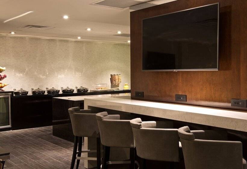 فندق Beverly Hills Marriott