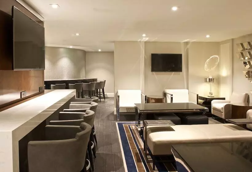 هتل Beverly Hills Marriott