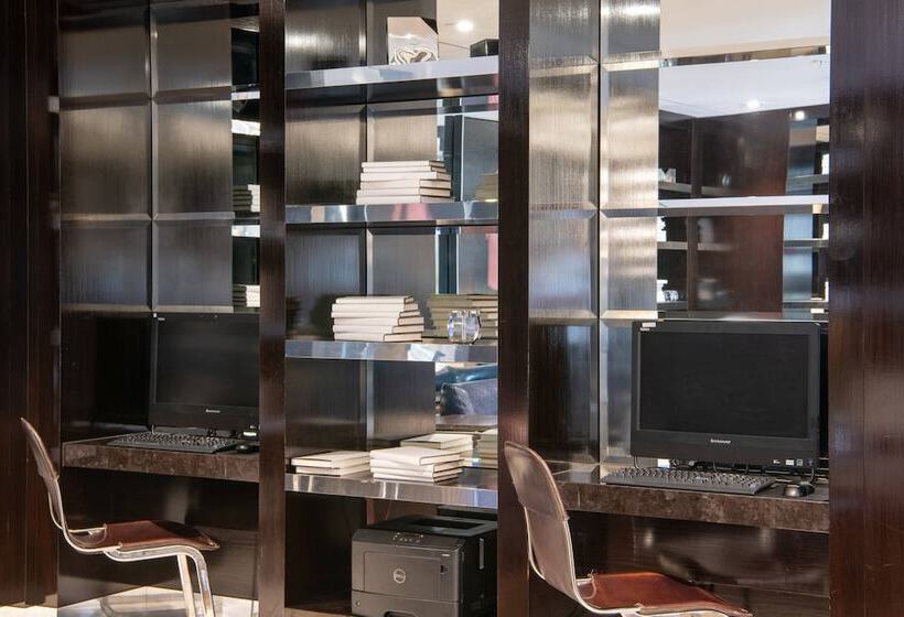 فندق Beverly Hills Marriott