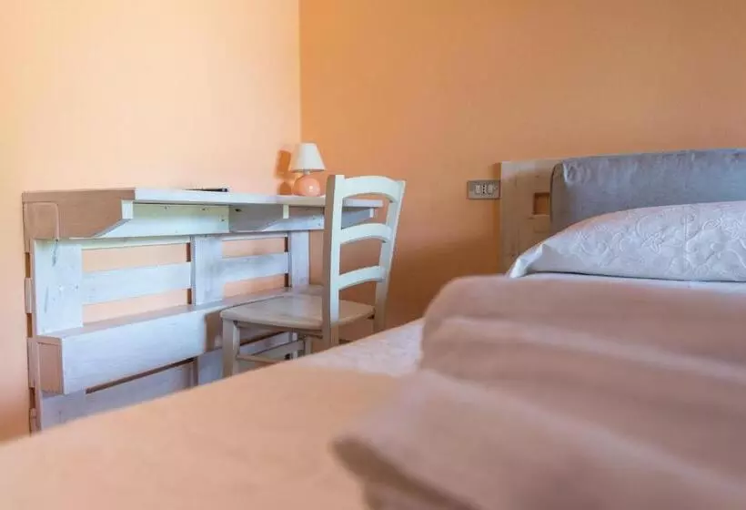 ホテル Albergo La Genzianella