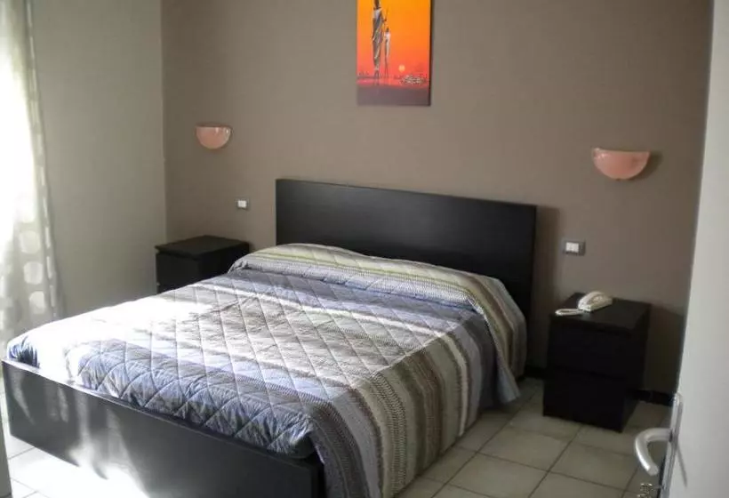 ホテル Albergo Aurora