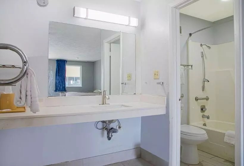 Отель Masters Inn Augusta Washington Rd, I 20