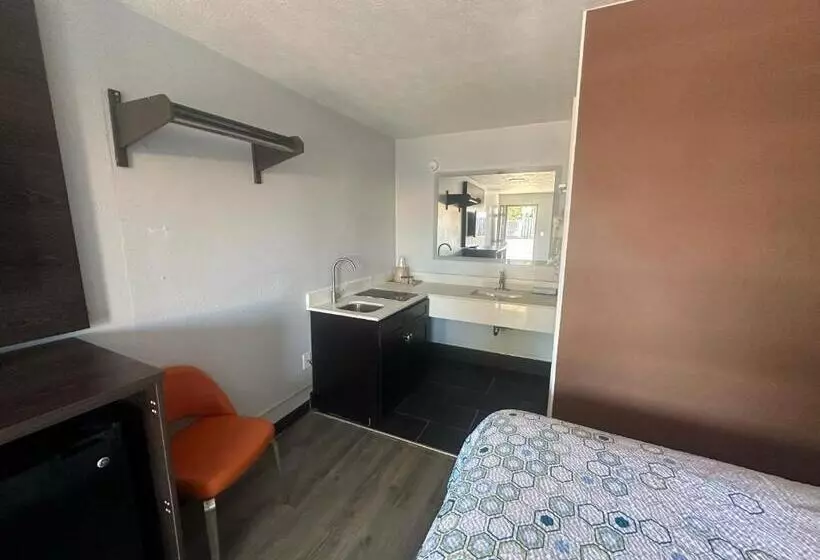 Отель Masters Inn Augusta Washington Rd, I 20