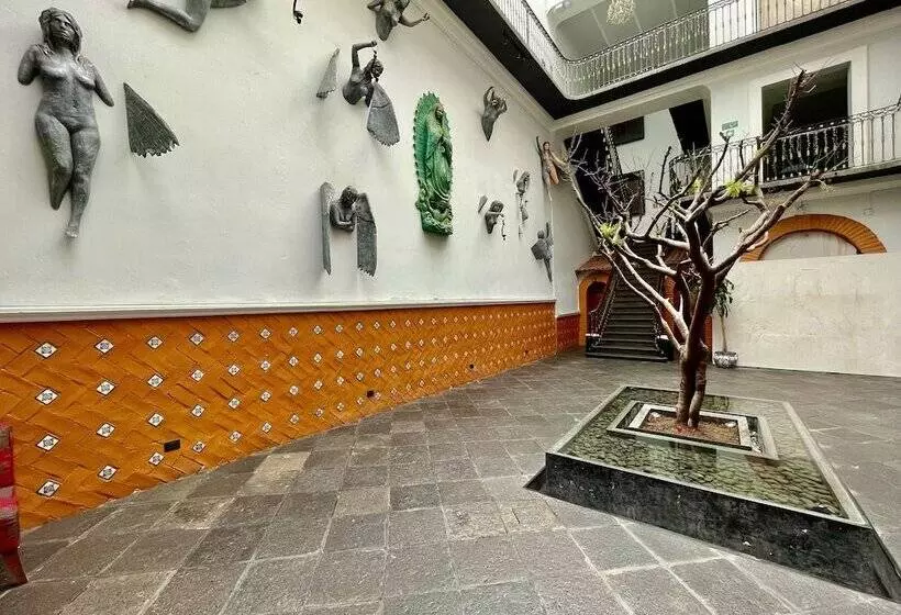 فندق Puebla Plaza