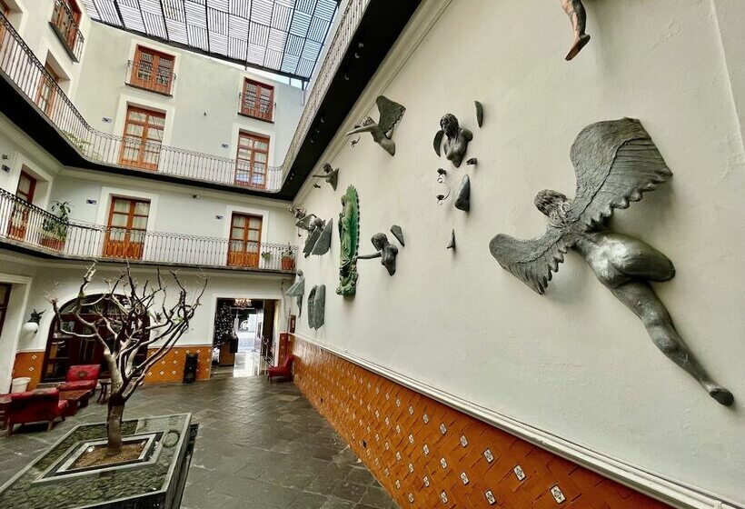 هتل Puebla Plaza