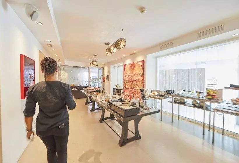 Puro Hotel Oasis Urbano