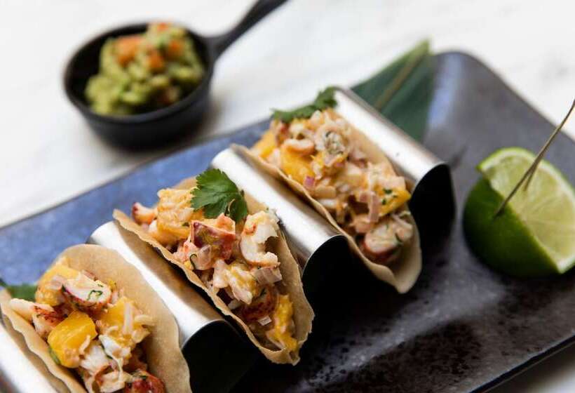 Puro Hotel Oasis Urbano