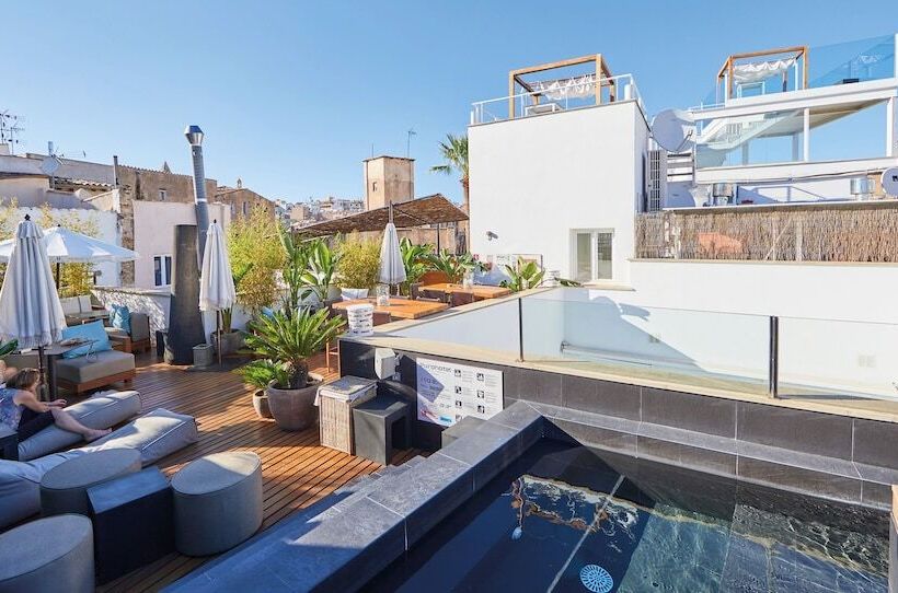 Puro Hotel Oasis Urbano