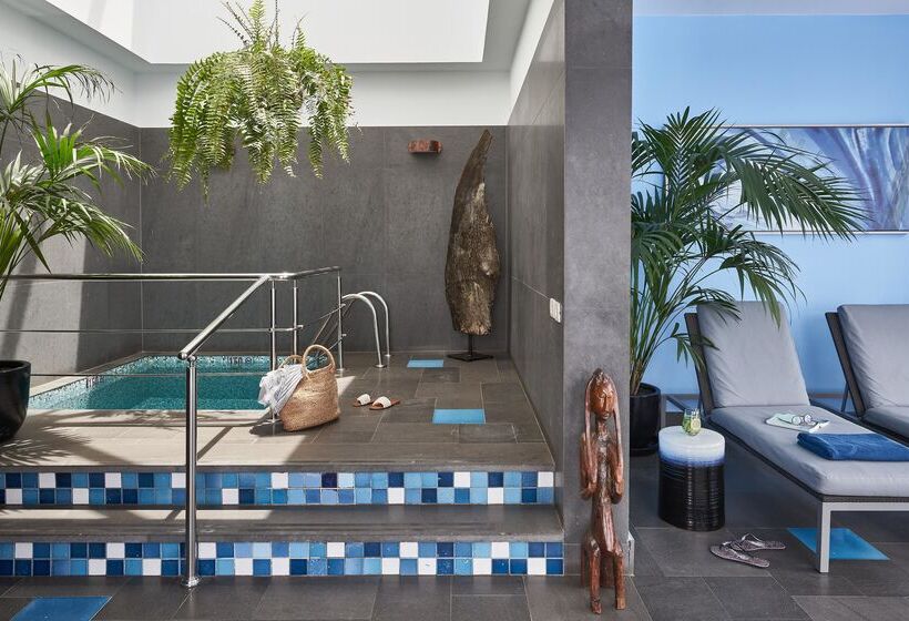 هتل Seaside Los Jameos