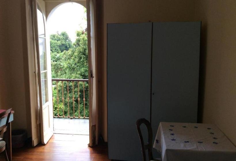 Otel Albergo Villa Azalea