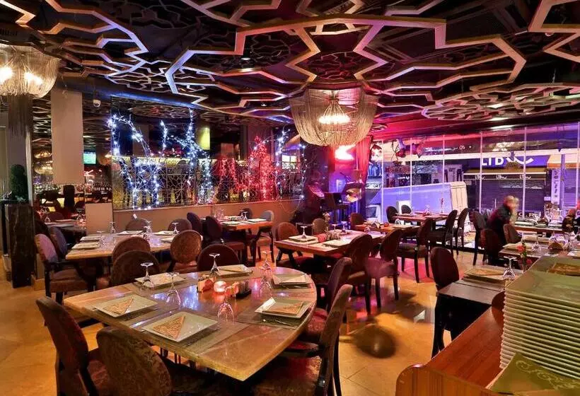 ホテル Zurich Istanbul Old City