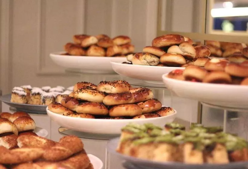 ホテル Zurich Istanbul Old City