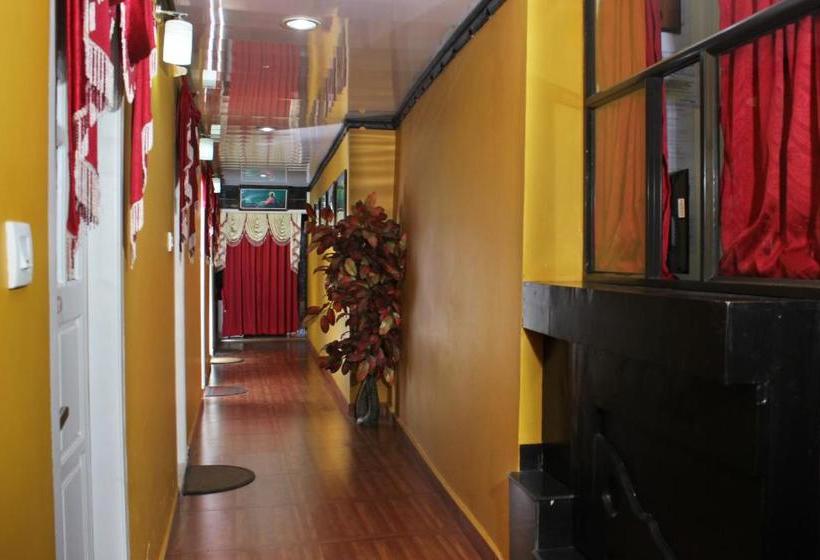 Szálló Red Star Holidays