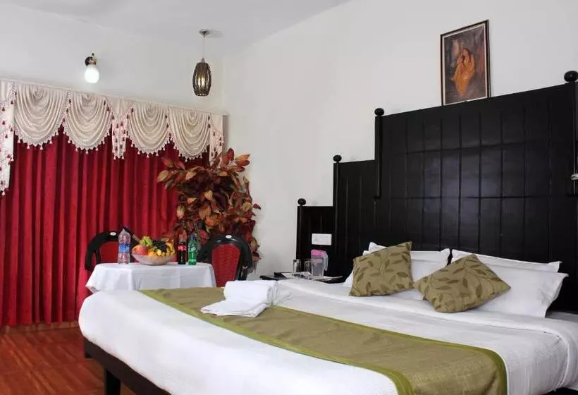 Auberge Red Star Holidays
