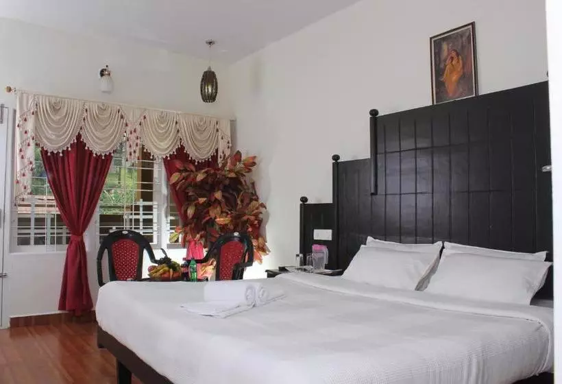 Auberge Red Star Holidays