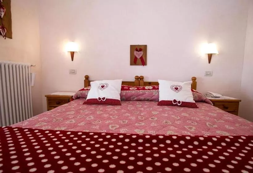 Hotelli Silene Parking And Garage