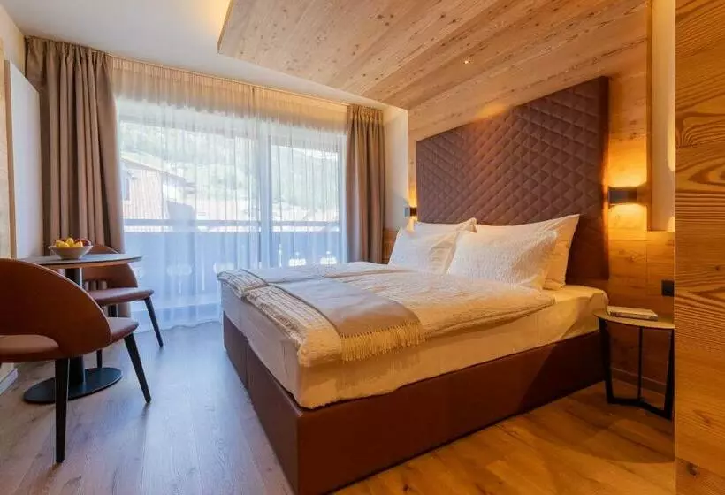 Hotelli Alpi