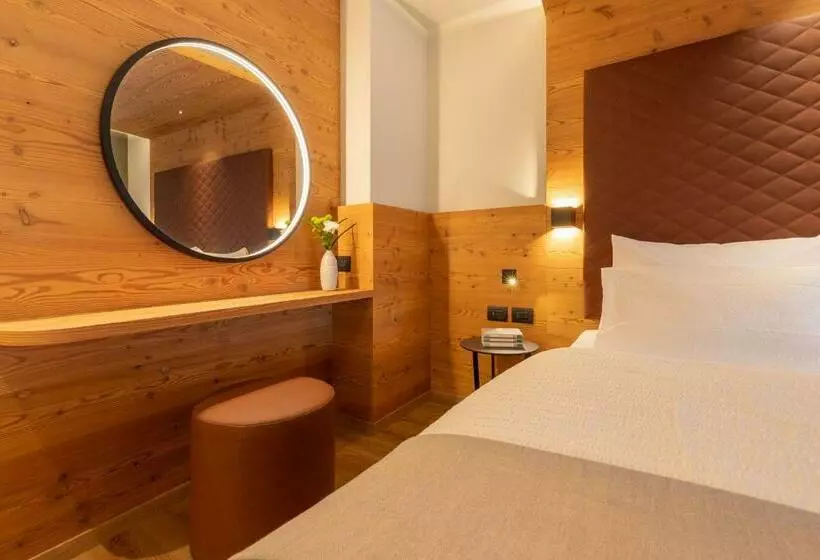 Hotelli Alpi