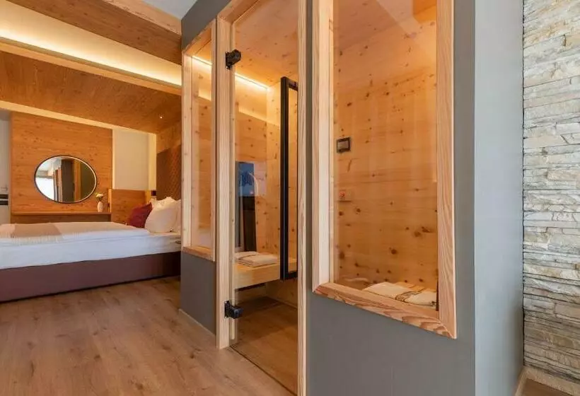Hotelli Alpi