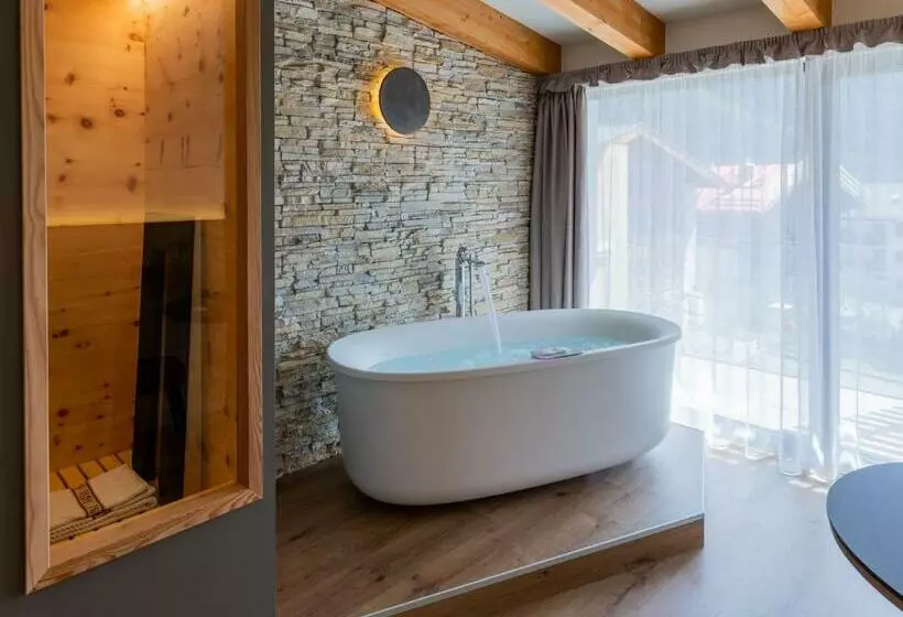Hotelli Alpi