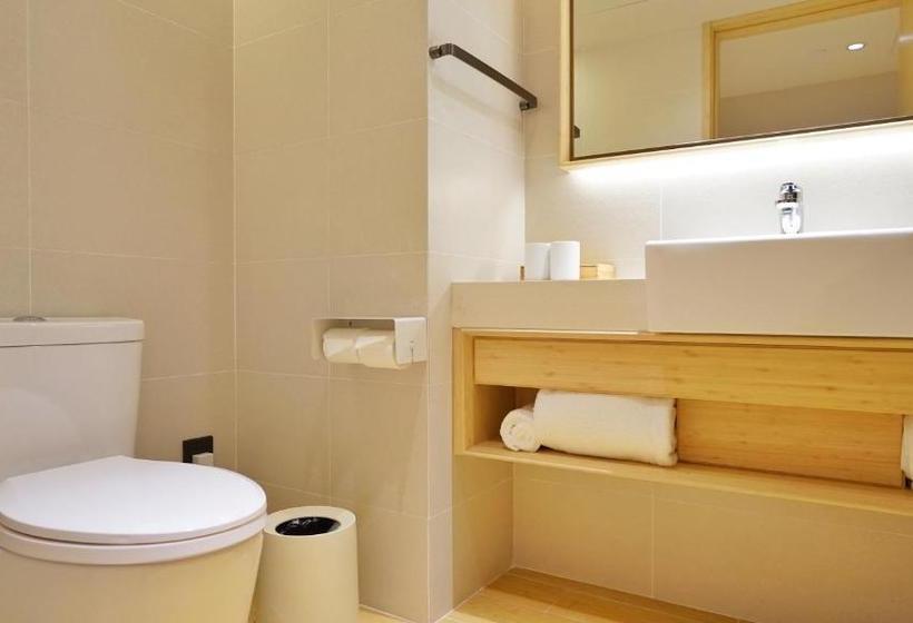 Otel Ji  Shanghai Huangpu Binjiang Xizang Nan Road