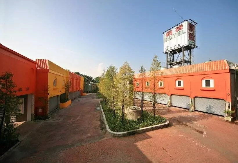 Chusha Motel