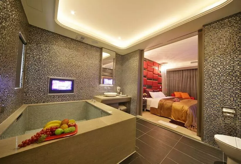 Chusha Motel