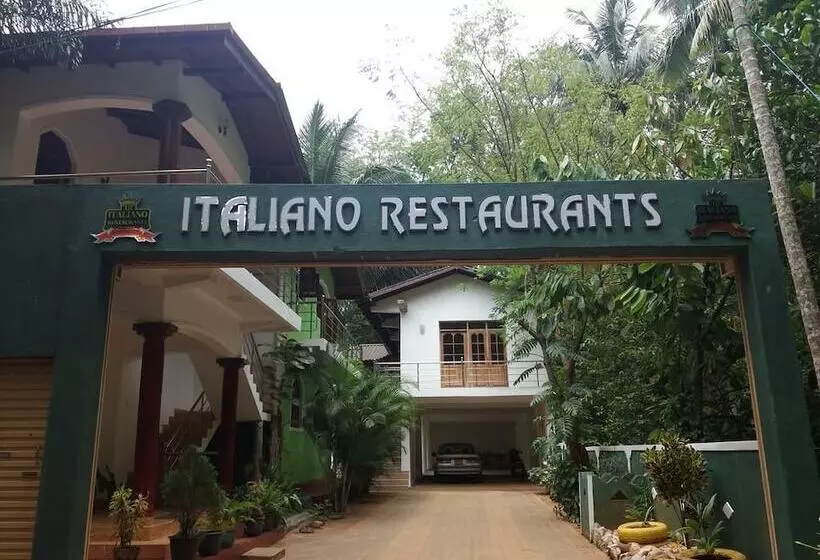 Hotelli Italiano Restaurans