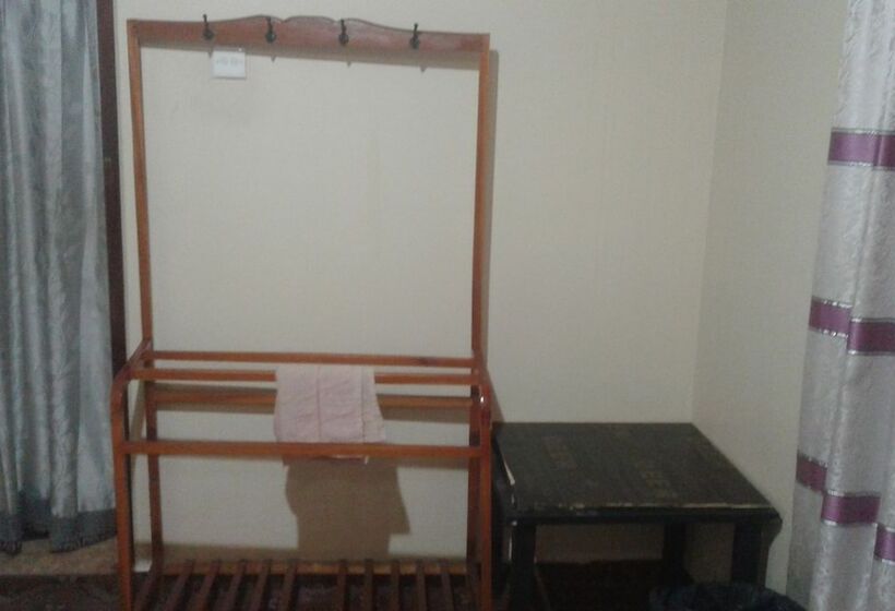 Отель Italiano Restaurans