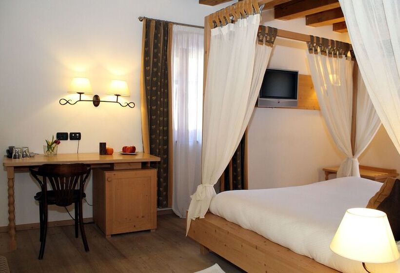 Отель Maso Franch