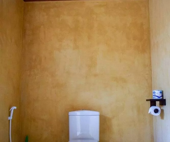 Hotelli Omeesha Beach