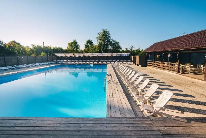هتل Vysokoe Club