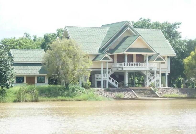 Rai Fhun Pen Jing Resort