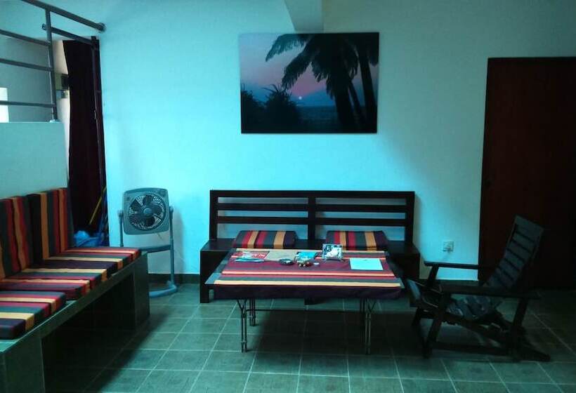 Sri Beach Bungalows And Villa