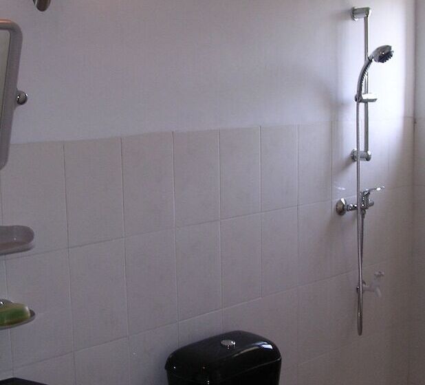 Sri Beach Bungalows And Villa