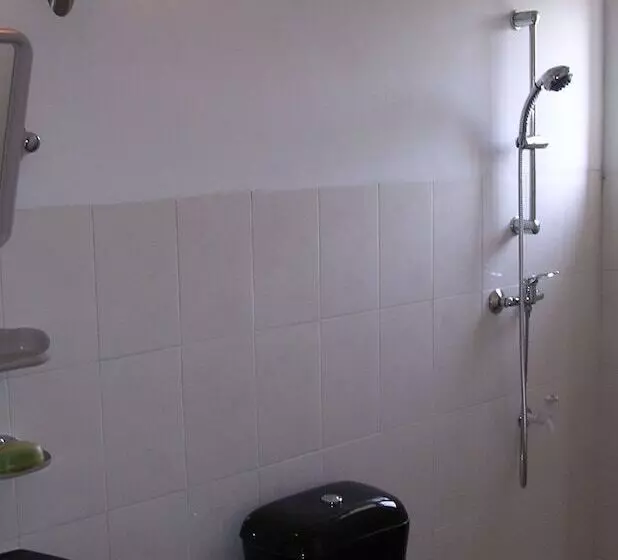 Sri Beach Bungalows And Villa