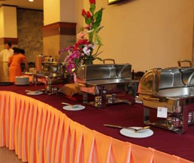 Golden Dragon Resort