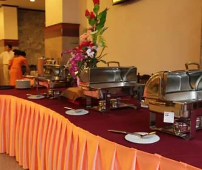 Golden Dragon Resort