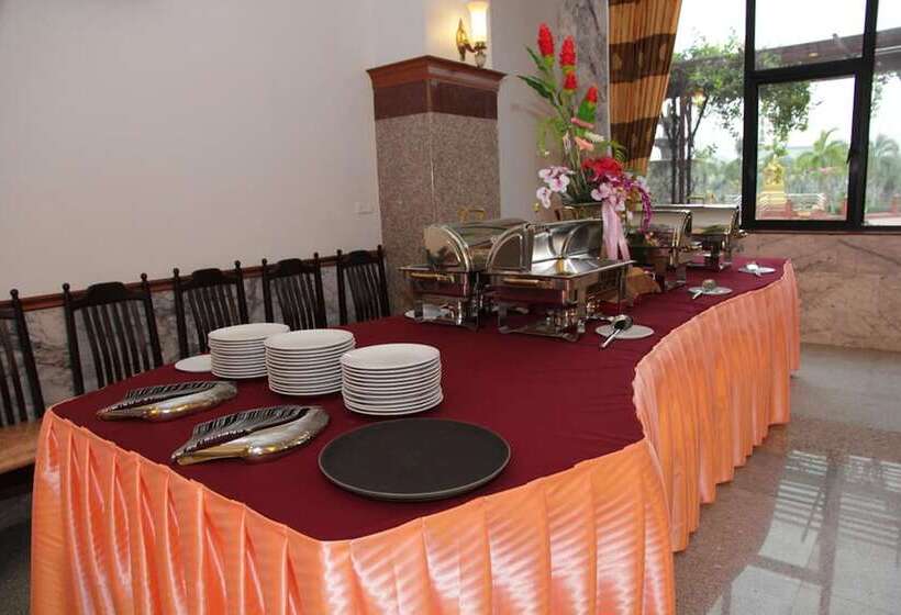 Golden Dragon Resort