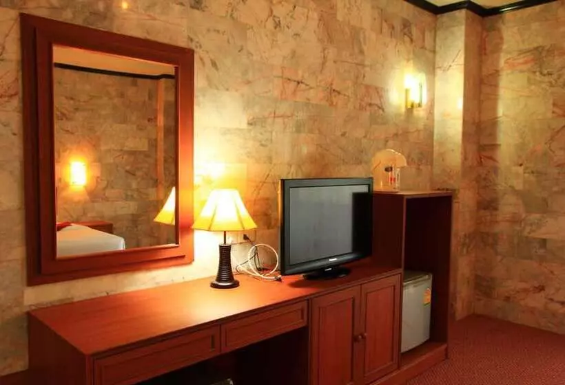 Golden Dragon Resort