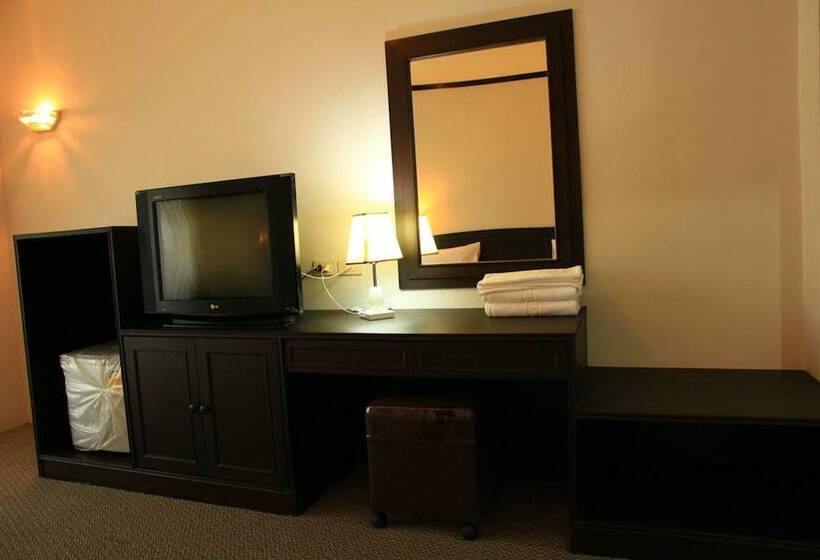 Golden Dragon Resort