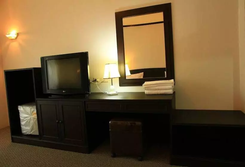 Golden Dragon Resort