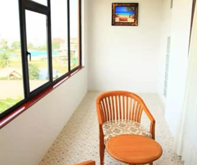 Golden Dragon Resort