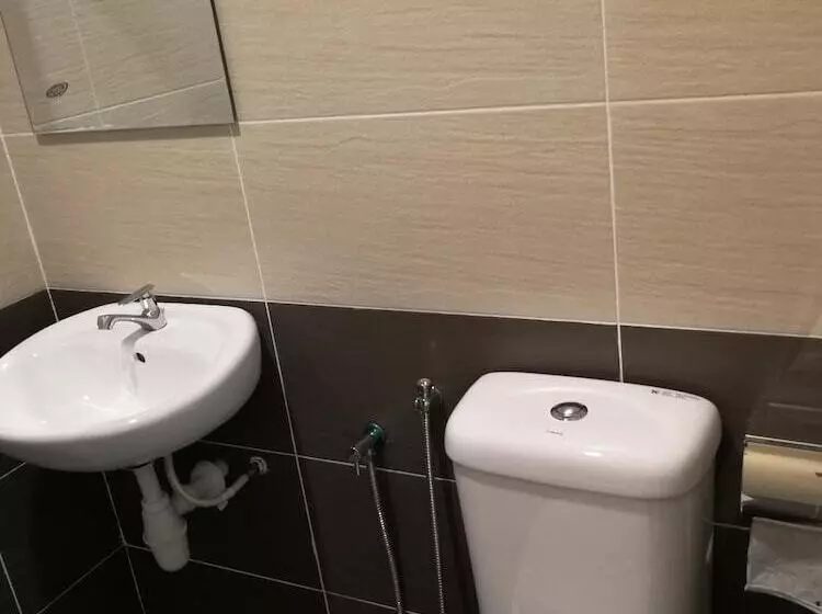 ホテル First Guest House Cheras