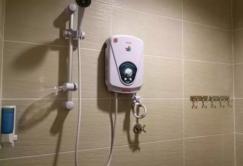 ホテル First Guest House Cheras