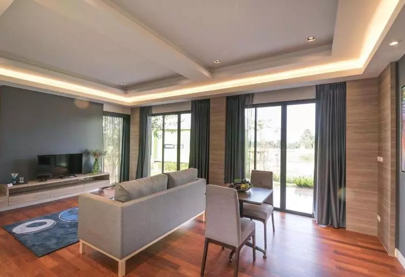 Hotelli Greenville Laguna