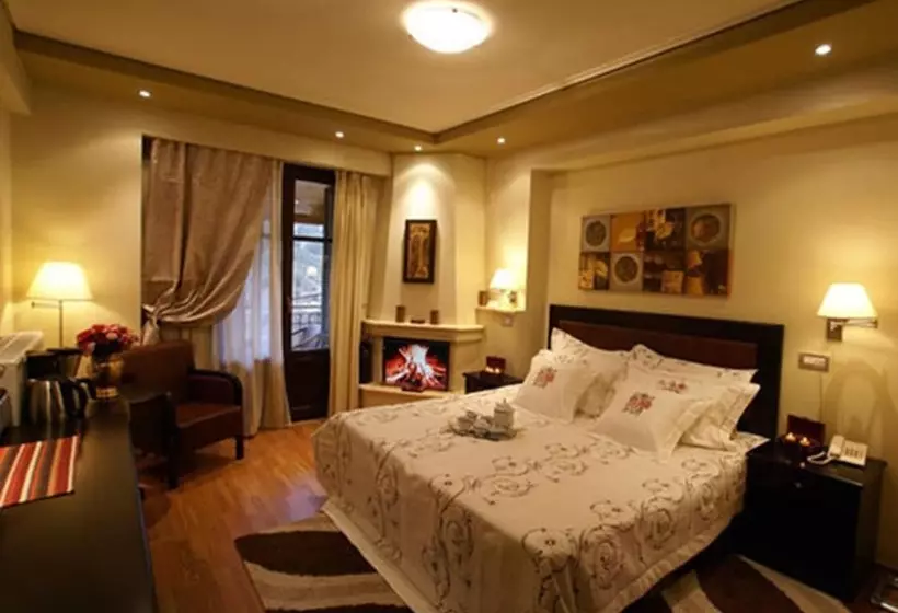 Hotelli Kaloneri Rooms