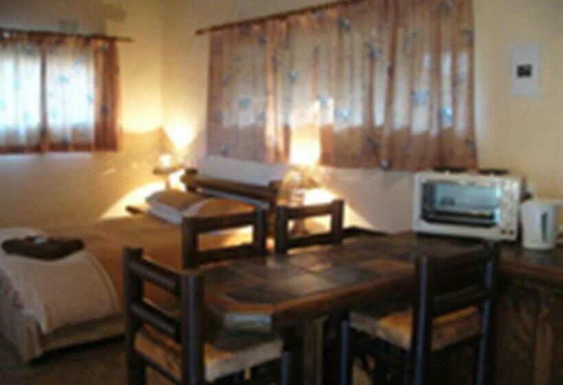 Hotel Kareekloof Game Farm